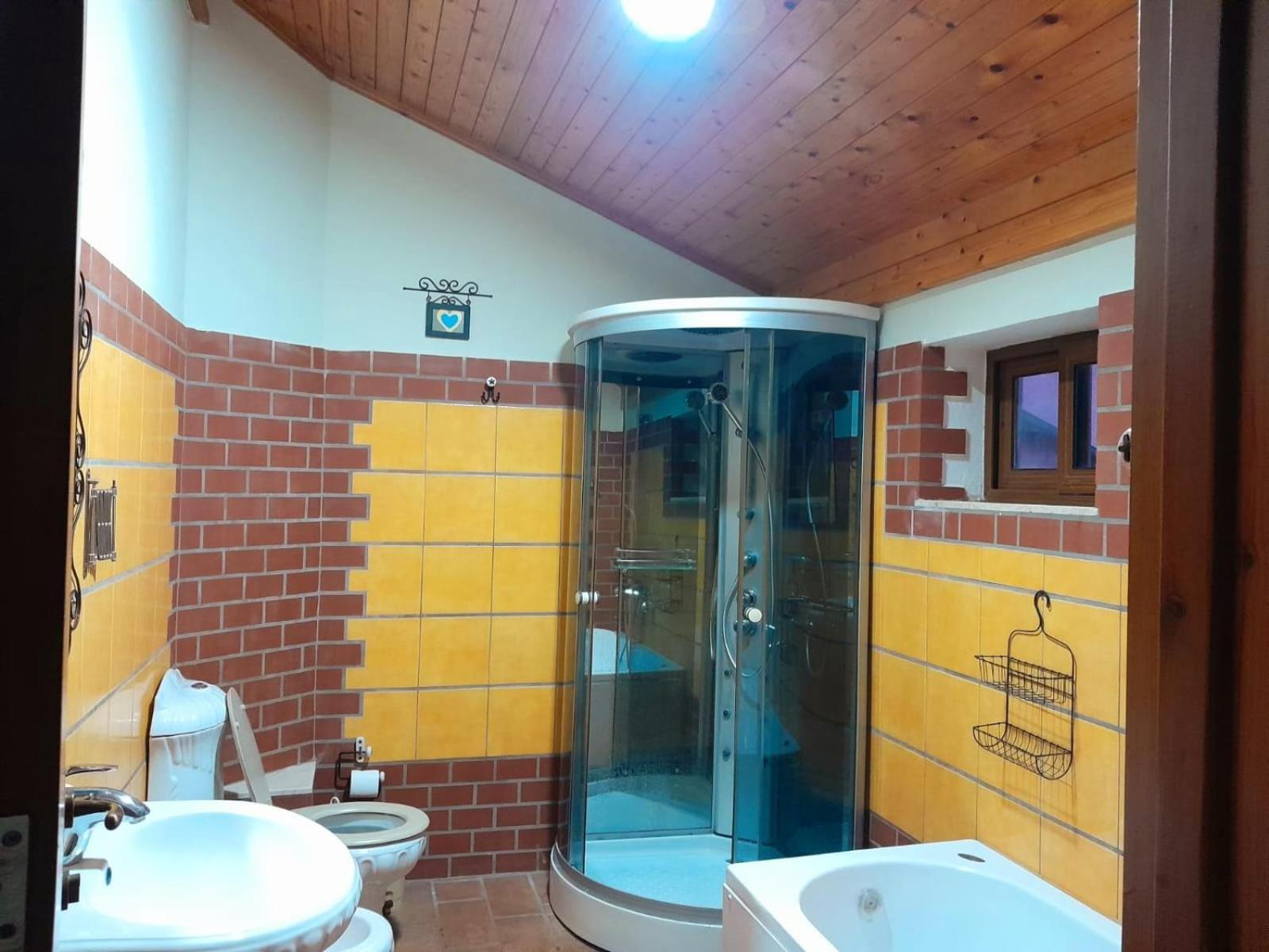 Villa Mugs Ljaknasi Exterior photo