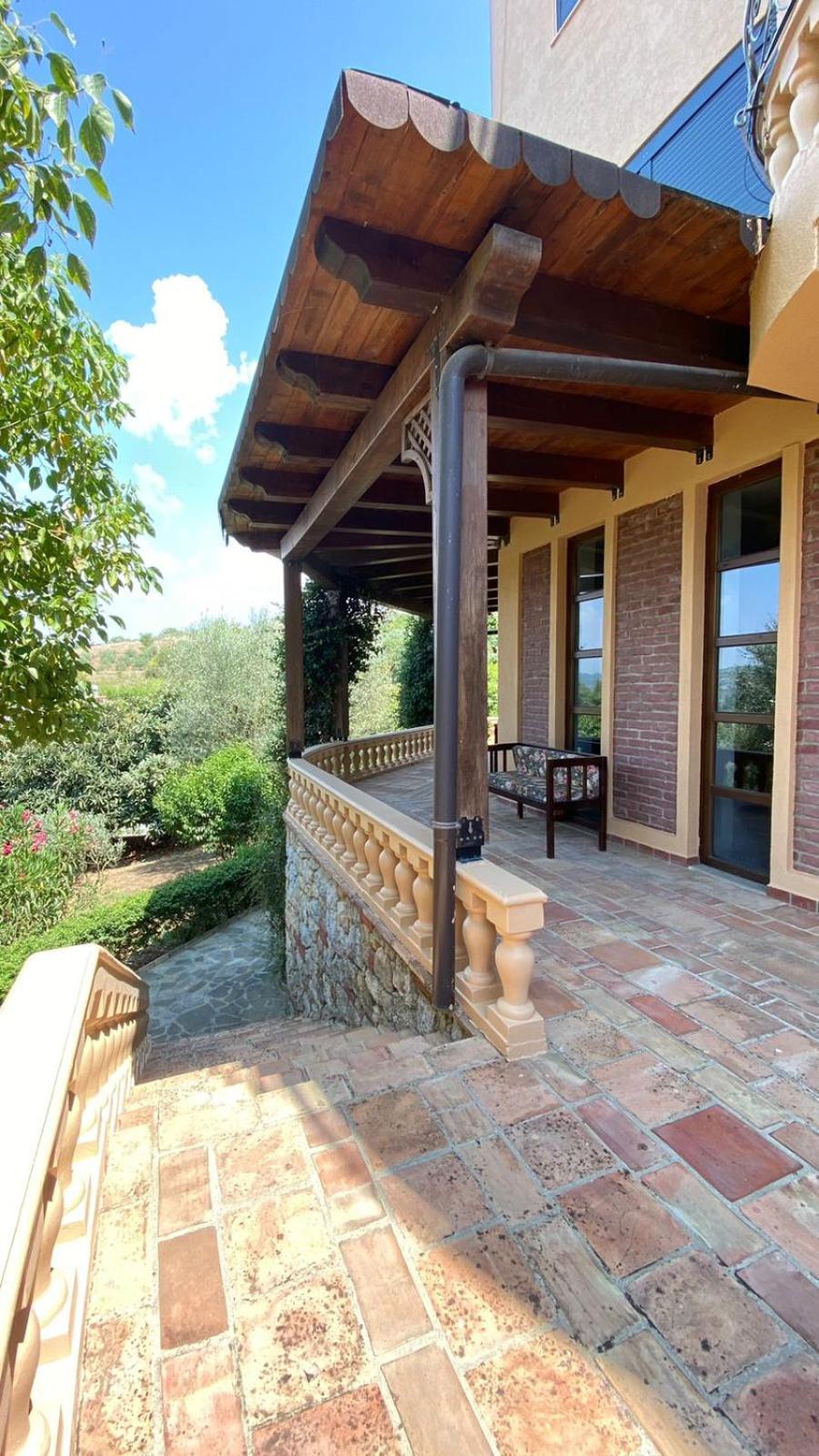 Villa Mugs Ljaknasi Exterior photo